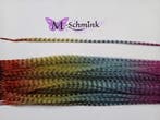 50 REGENBOOG hair feathers GESTREEPT 2 (ca. 42 cm.) + ring, Ophalen of Verzenden, Nieuw, Pruik of Haarverlenging