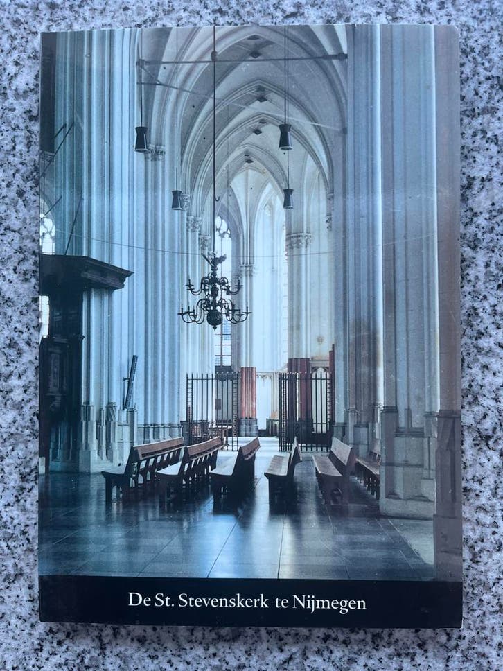De St. Stevenskerk te Nijmegen, Boeken, Geschiedenis | Stad en Regio, 20e eeuw of later, Gelezen, Verzenden