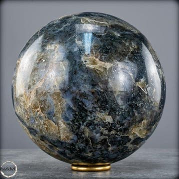 Cordieriet (ioliet) Kogel – Elegantie in blauw-grijs -, Verzamelen