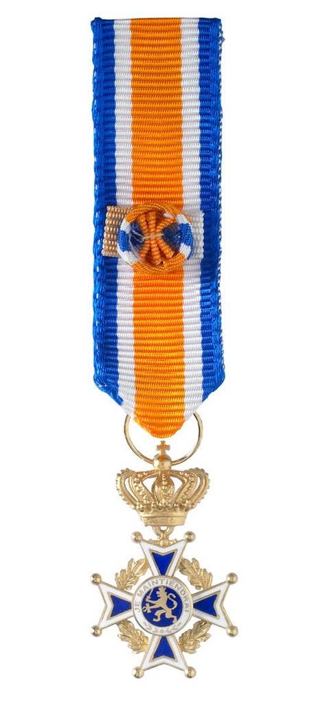 Miniatuur Oranje-Nassau Civiel Grootofficier Heren in etui, Postzegels en Munten, Munten | Nederland, Verzenden