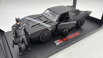 Jada Toys 1:18 - Modelauto - Batman e Batmobile 2022 The, Nieuw