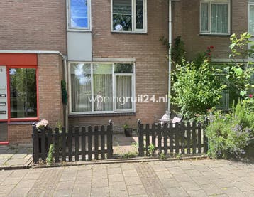 Woningruil - Triangel 7e 7 - 4 kamers en Rotterdam, Huizen en Kamers, Rotterdam