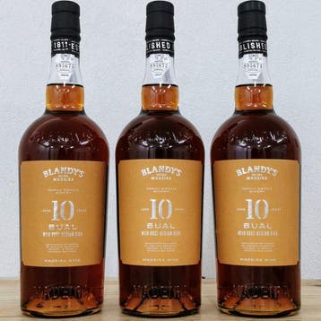 Blandys 10 Years Old Bual - Madeira DOC - 3 Flessen (0.75, Nieuw