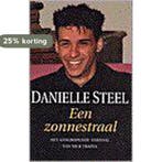 Een zonnestraal 9789024535651 Danielle Steel, Boeken, Verzenden, Gelezen, Danielle Steel
