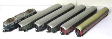 Märklin H0 - 3039, 4022, 4024, 4026, 4027, 4064 - Treinset, Nieuw