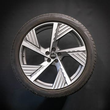 Audi Q8 e-tron 22 inch Velgen All Season Origineel, Gebruikt, 265 mm, Banden en Velgen, Overige maten