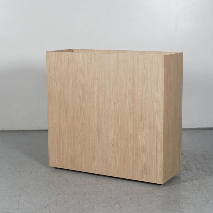 Gebruikte plantenbak - Eiken - 114 x 120 cm - Verrijdbaar, Huis en Inrichting, Kamerplanten, Ophalen of Verzenden