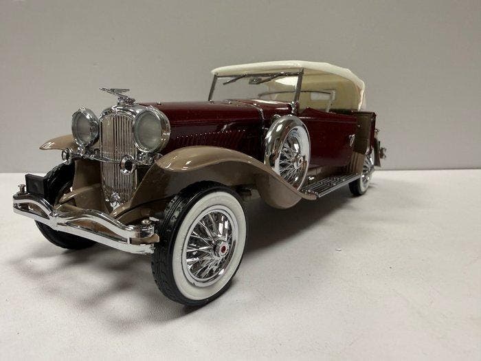 Franklin Mint 1:24 - Modelauto - 1930 Duesenberg J Derham, Hobby en Vrije tijd, Modelauto's | 1:5 tot 1:12