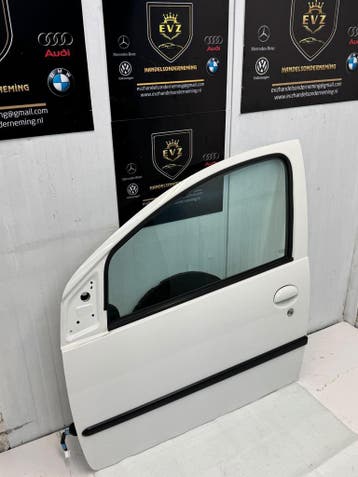 Portier 4-deurs links voor deur  Citroën C1 bj.2011 wit KWD, Gebruikt, Voor, Citroën, Deur