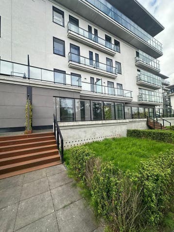 Te huur: Appartement Burgemeester Rijnderslaan in Amstelveen, Huizen en Kamers, Noord-Holland, Appartement, Amstelveen