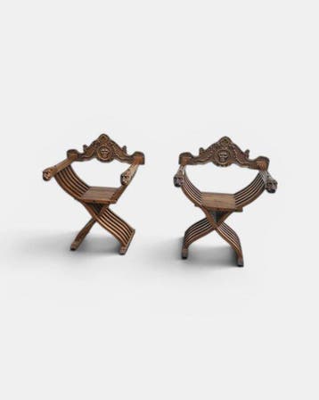 Stoel (2) - Hout, Antiek en Kunst