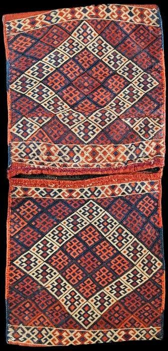 Oude Khorjin Kaukasisch in Sumakh – nomadische stammetas –, Nieuw