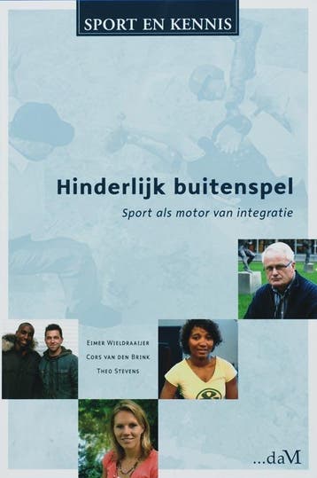 Hinderlijk buitenspel 9789080914629, Zo goed als nieuw