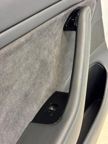 Portier bekleding 4-deurs links achter Tesla Model 3 bj.2019, Gebruikt