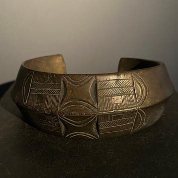 Akuré - Giftand - Gabon