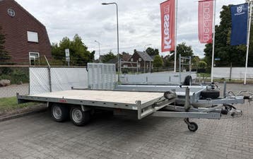 Verhuur autoambulance | autotransporter, Ophalen, Nieuw