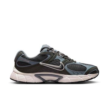 Nike V5 RNR Sneakers Heren Antraciet - 40.5, Ophalen of Verzenden, Nieuw