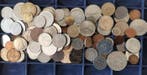 Wereld. 150+ coins from different countries. (Zonder