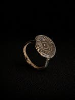 Laat-Romeins / Vroeg-Byzantijns Brons Ring - 4e tot 7e eeuw