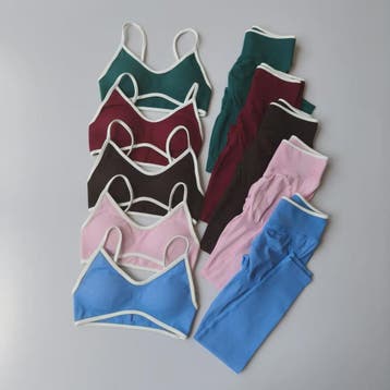 Naadloze 2-delige Sport Set: Leggings met Hoge Taille & Stra, Verzenden, Nieuw