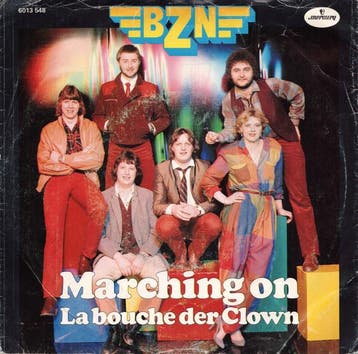 vinyl single 7 inch - BZN - Marching On, Verzenden, Zo goed als nieuw, 7 inch, Pop