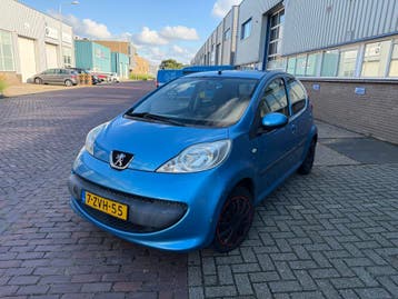 Peugeot 107 AIRCO! 5DR! KOPPELING NW! MULTIRIEM NW! RIJD GOE, Stof, Zwart, Blauw, Handgeschakeld