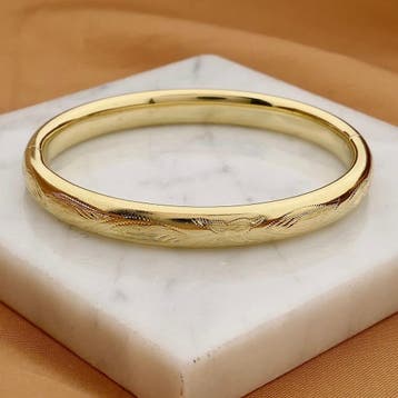 Gouden slavenarmband met gravures; Maat M, Ophalen of Verzenden, Gebruikt, Goud, Goud