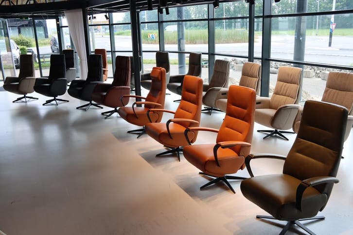 Outlet De Toekomst Twice / Gealux  relaxfauteuils/relaxstoel, Huis en Inrichting, Fauteuils, Nieuw, Leer, Metaal, Stof, Ophalen of Verzenden