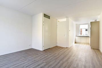 Woonhuis in Rotterdam, Huizen en Kamers, Overige soorten, Direct bij eigenaar, Rotterdam