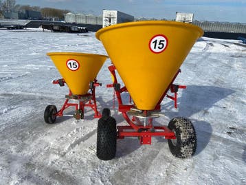 Kraffter zoutstrooier 300l getrokken