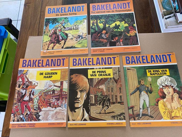 Hec Leemans - Bakelandt - 5 albums in goede staat, Boeken, Stripboeken, Gelezen, Meerdere stripboeken, Ophalen of Verzenden