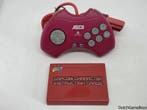 Playstation 1 / PS1 - ASCII Pad - FT2 Capcom Version, Spelcomputers en Games, Spelcomputers | Sega, Verzenden, Gebruikt