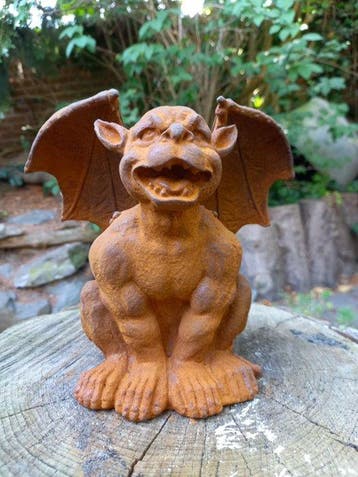 sculptuur, SITTING GARGOLYE, DEMON - 16 cm - Gietijzer, Antiek en Kunst