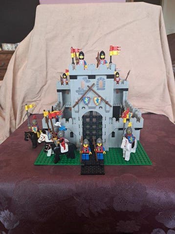 Lego Set - 6080 - Castle - Kings Castle, Nieuw