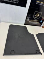 Renault Trafic bh.2021 mattenset art.8201409823, Gebruikt, Volkswagen