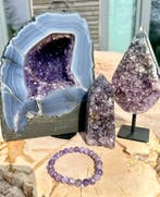 amethist Kavel met verschillende items- 5582 g - (1)