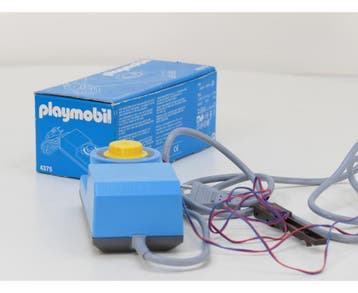 Playmobil 4375 Transformator 220V 0-14V met 4351 Aansluit..., Ophalen of Verzenden, Gebruikt, Rails, Analoog