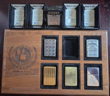 Zippo - Aansteker - Staal (roestvrij), Messing, Hout- Eik -, Nieuw