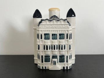 KLM-huisje - Bols - One KLM Business Class House (Filled