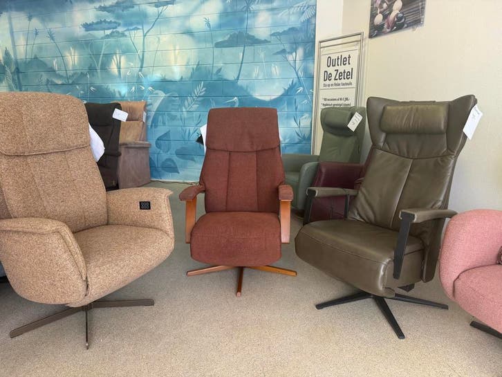 sta op stoel relax fauteuil relaxfauteuil staopstoel, Huis en Inrichting, Stoelen, Zo goed als nieuw, Leer, Stof, Overige materialen
