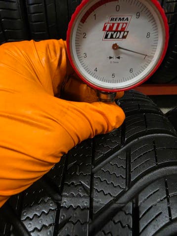205/55r16 94V Nexen All Seasons 2 stuks Dot24, Ophalen, 16 inch, Nieuw, 205 mm
