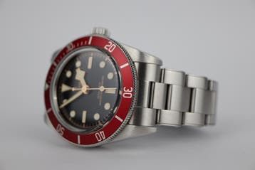 Horloge Tudor Black Bay Burgundy Metas 05/2023 Full set, Sieraden, Tassen en Uiterlijk, Horloges | Heren, Overige merken, Staal