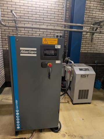 Compressor met conditionerinsunit en met waterafscheider,, Nieuw