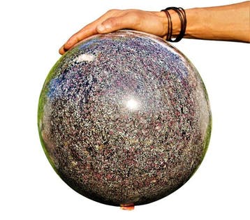Museumkwaliteit 280mm Rode spinelbol – 33.5 kg – Monumentale