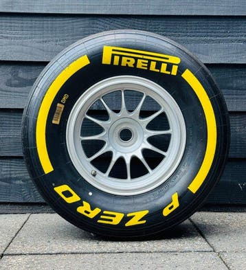 Wiel compleet met band - Formule 1 Pirelli - O.Z. *** NO, Nieuw