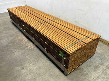 Veiling - 25x ThermoWood Ayous Rib3 gevelbekleding 360x14x1,, Nieuw