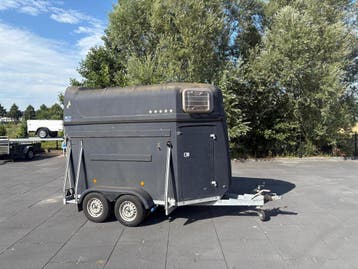 HEJA 2-paards paardentrailer met zadelkamer koopje, Ophalen, Gebruikt, Hout, 2-paards trailer
