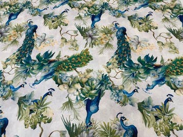 Tropisch koningschap – Het gezang van de pauw - Meubelstof -, Antiek en Kunst