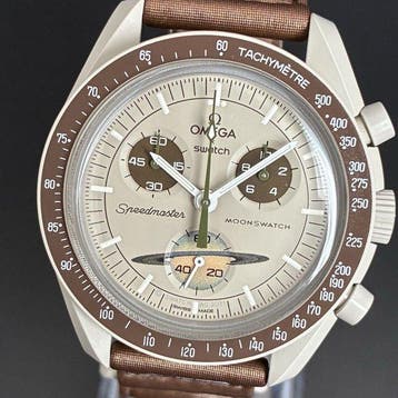 Omega x Swatch - MoonSwatch - Mission to Saturn - Zonder, Sieraden, Tassen en Uiterlijk, Nieuw