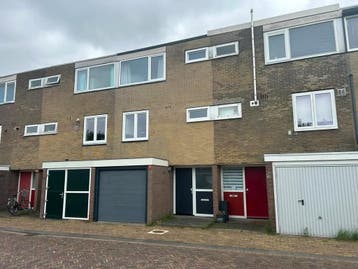 Te huur: Huis Beatrix de Rijkstraat in Beverwijk, Beverwijk, Noord-Holland